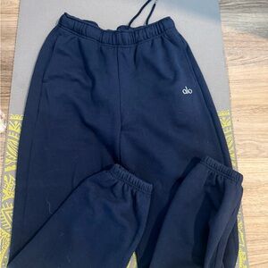ALO Navy Accolade Sweatpant